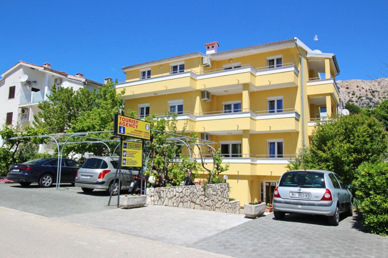 Apartments with a parking space Baska, Krk - 18716 Bagian luar foto
