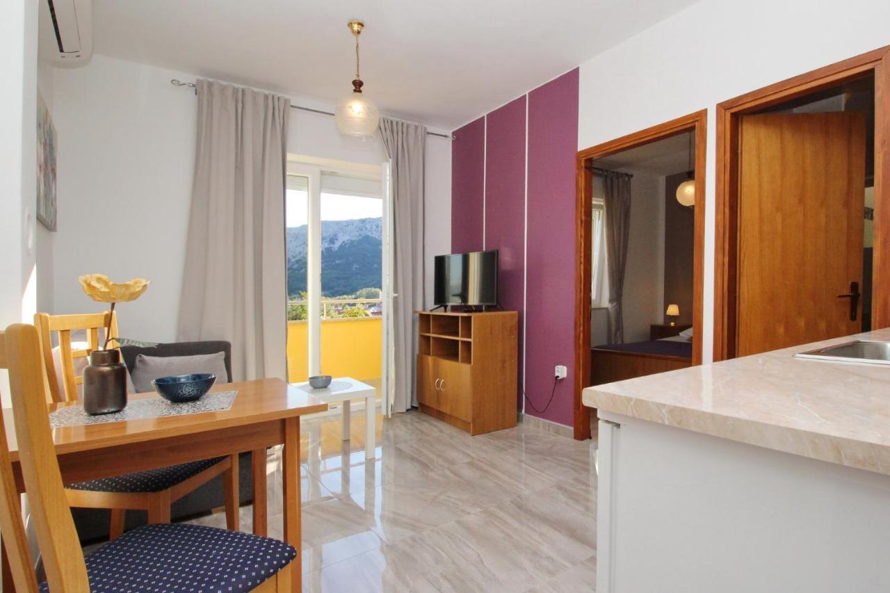 Apartments with a parking space Baska, Krk - 18716 Bagian luar foto