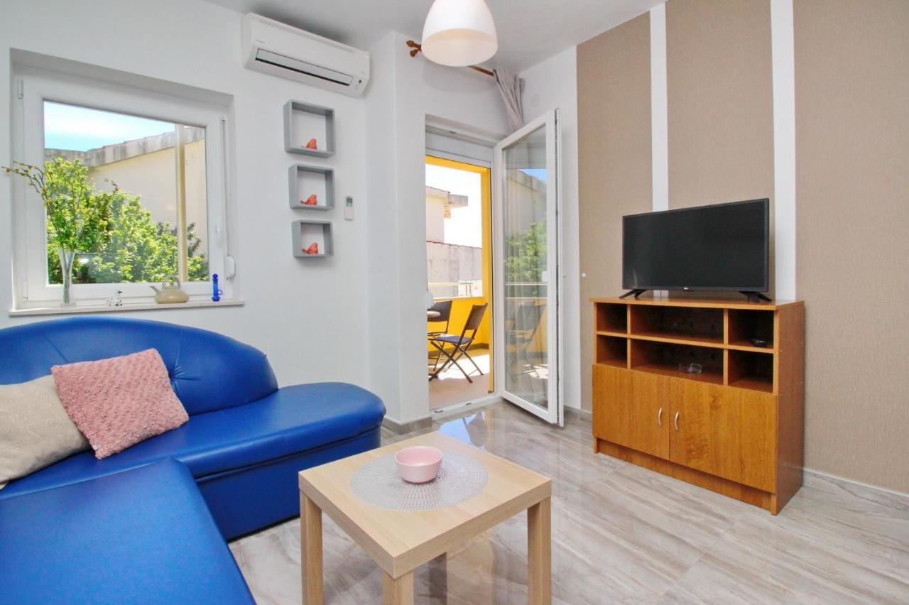 Apartments with a parking space Baska, Krk - 18716 Bagian luar foto